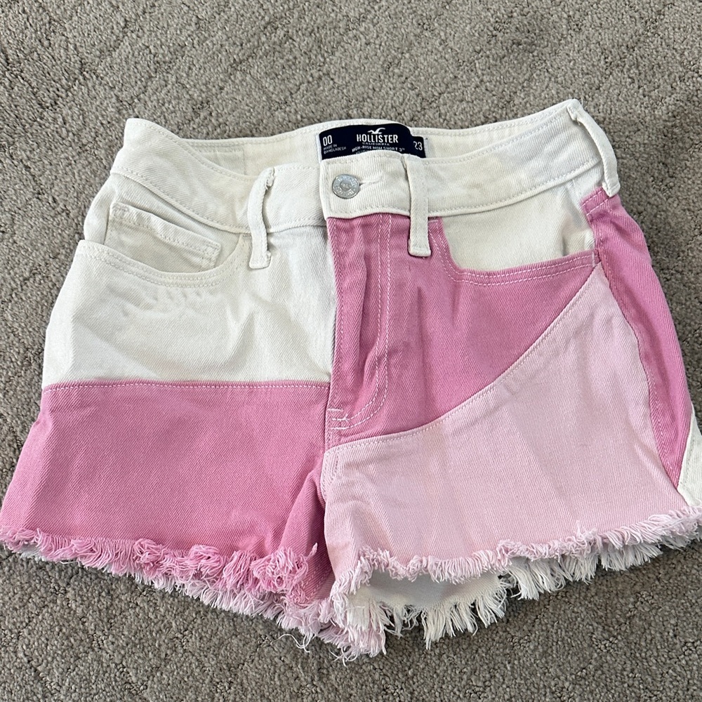 Hollister Women's Pink and White Jean Shorts
